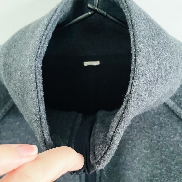 Lululemon Heathred Black Insculpt Jacket 4 - Picture 4 of 7